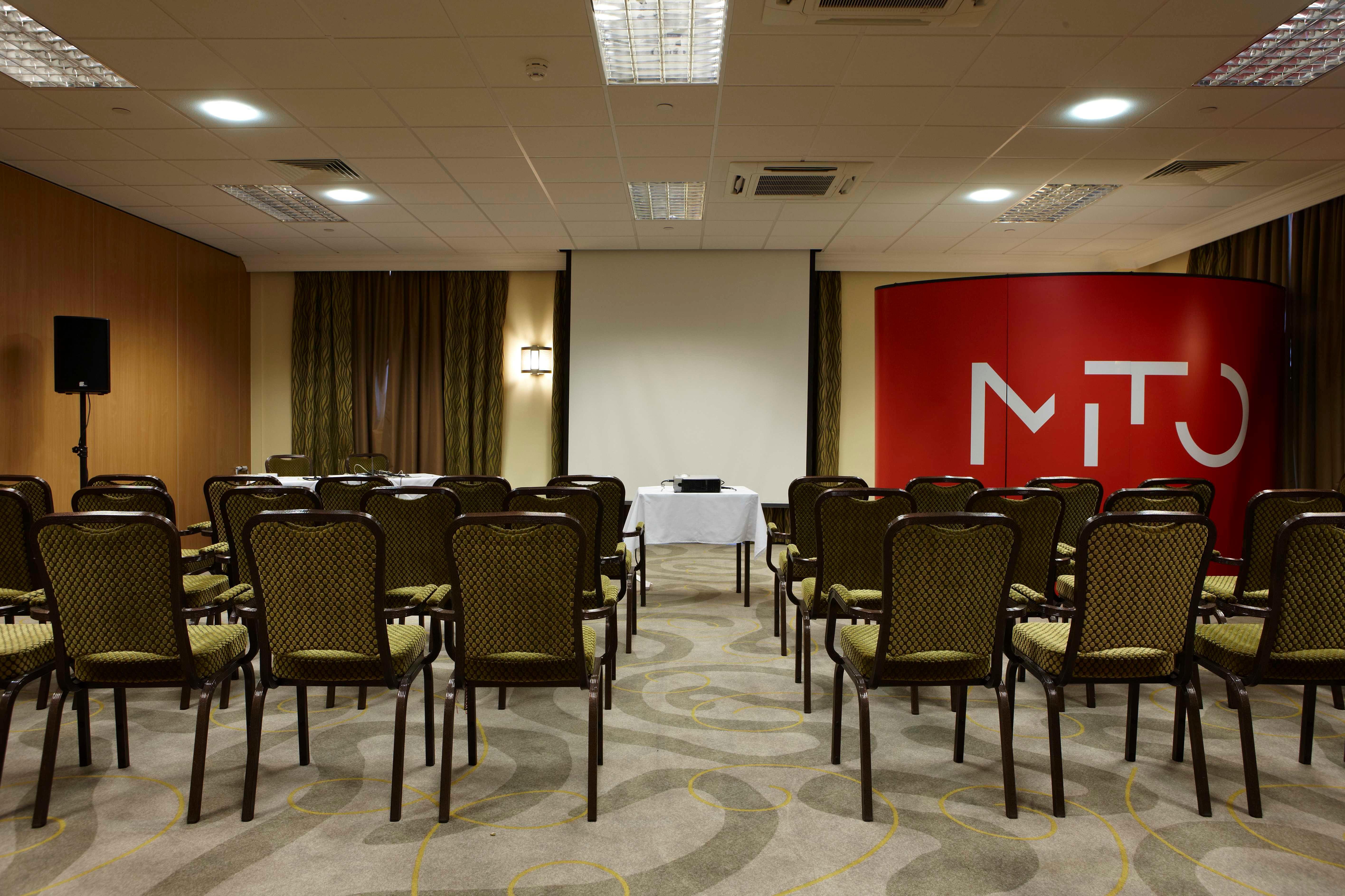 Holiday Inn Kenilworth - Warwick By Ihg Buitenkant foto