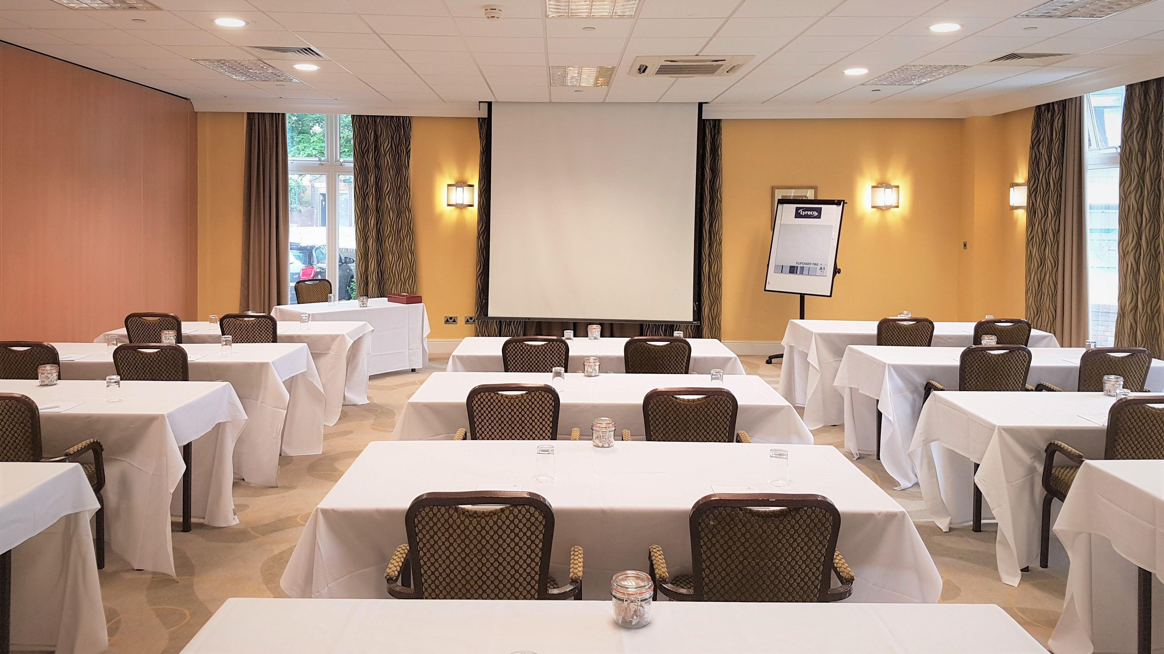Holiday Inn Kenilworth - Warwick By Ihg Buitenkant foto