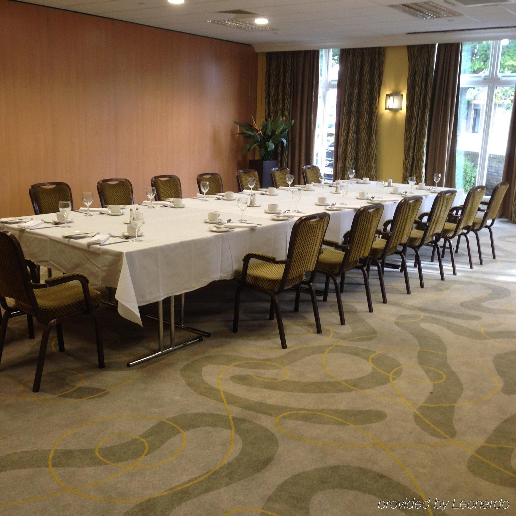 Holiday Inn Kenilworth - Warwick By Ihg Buitenkant foto